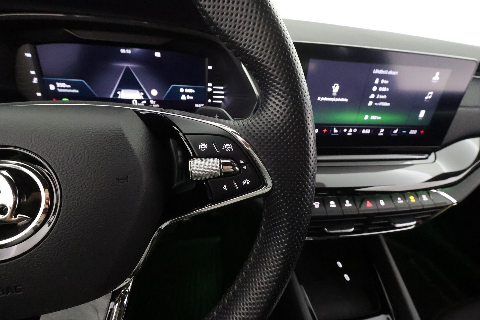 Skoda Octavia 2022 Combi 1.5 TSI Style eTEC DSG * ACC / Webasto / Matrix-LED /  P.Kamera / Smartlink / Keyless * - 1.Om Suomi-auto / Kahdet renkaat