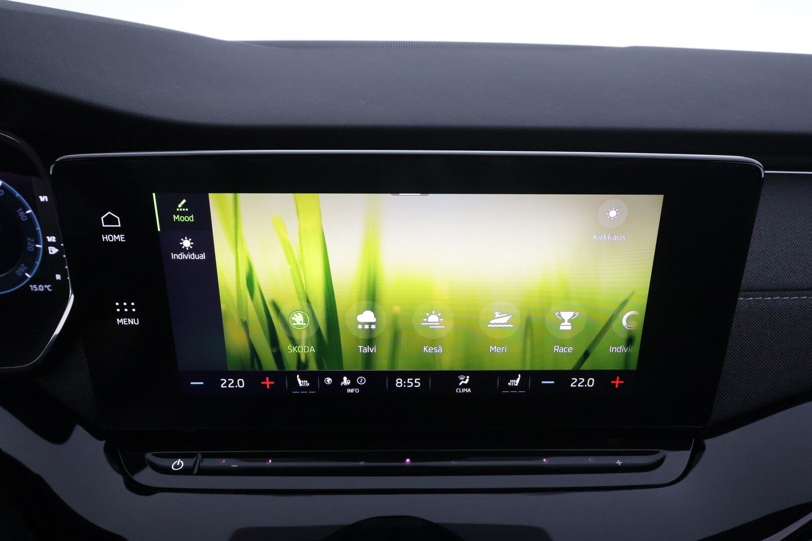 Skoda Octavia 2022 Combi 1.5 TSI Style eTEC DSG * ACC / Webasto / Matrix-LED /  P.Kamera / Smartlink / Keyless * - 1.Om Suomi-auto / Kahdet renkaat