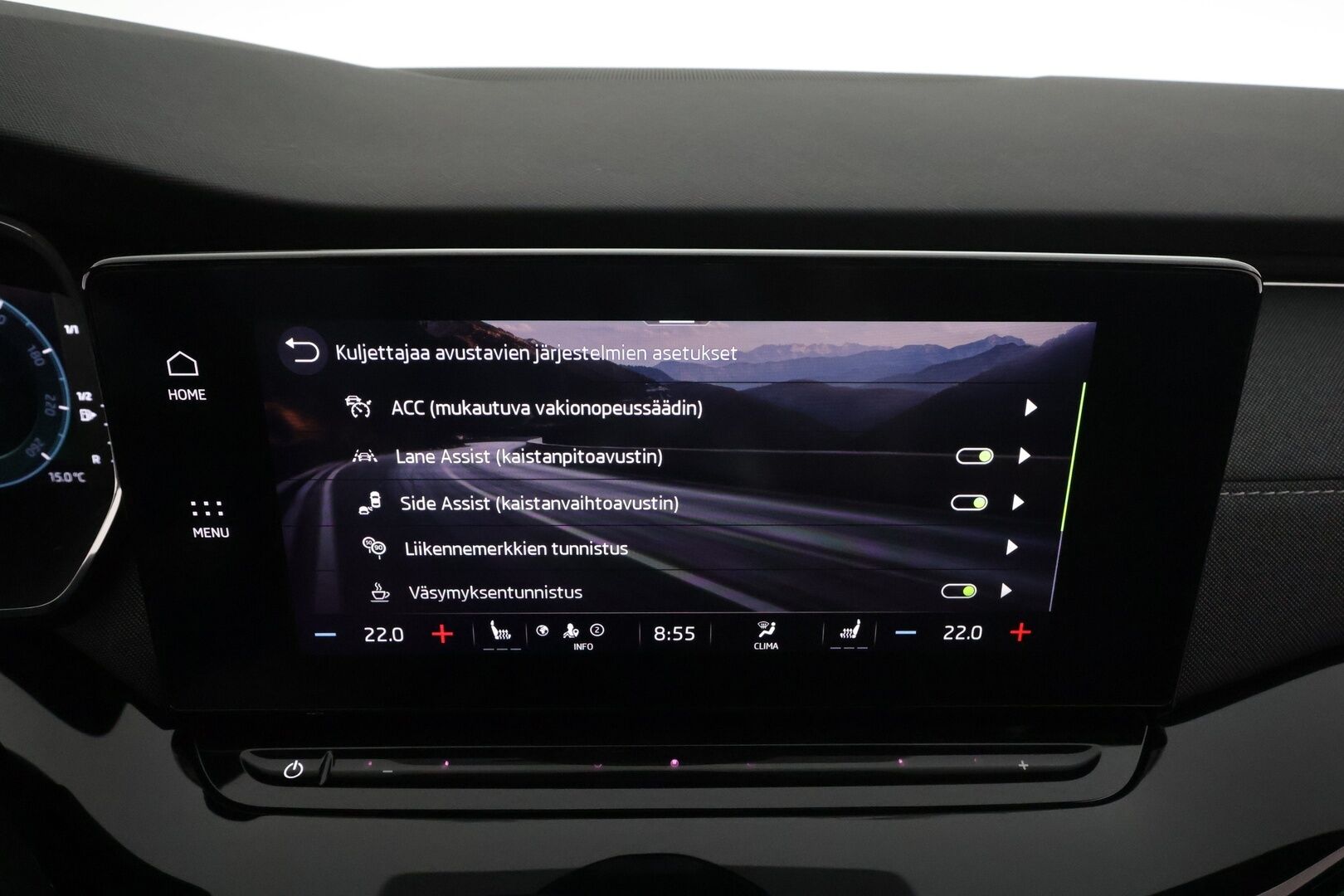 Skoda Octavia 2022 Combi 1.5 TSI Style eTEC DSG * ACC / Webasto / Matrix-LED /  P.Kamera / Smartlink / Keyless * - 1.Om Suomi-auto / Kahdet renkaat