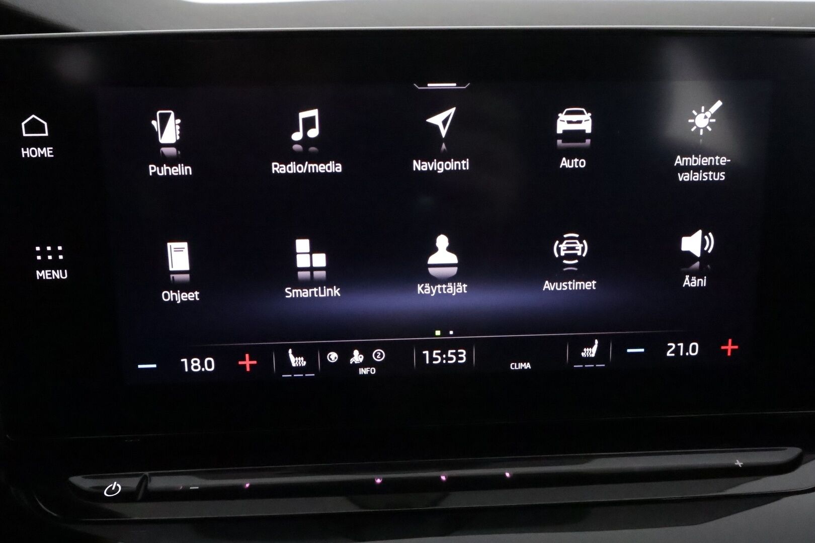 Skoda Octavia 2022 Combi 1.0 TSI Style eTEC DSG Autom. **Adapt.vakkari / Matrix LED / Muistipenkki / Koukku / P.kamera / Digimittaristo / Webasto** - Suomi-auto / Kahdet renkaat aluvanteilla / Penkinlämmittimet takana / Digimittaristo / Tuulilasin ja ratin lämmitin