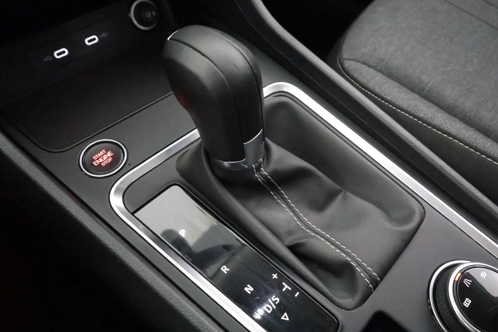 Seat Ateca 2022 2.0 TDI 150 STYLE BUS 4DRIVE Aut * Vakkari / LED / Lohko / P.kamera / Apple&Android * - 1.Om Suomi-auto / Merkkihuollettu / Kahdet Renkaat - HULLUT AVAJAISHULINAT KORKOTARJOUS 3,29 %