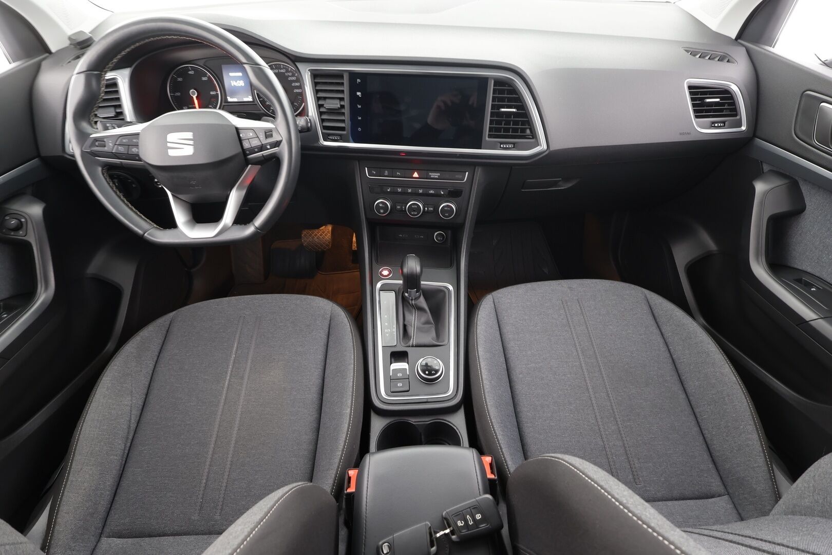 Seat Ateca 2022 2.0 TDI 150 STYLE BUS 4DRIVE Aut * Vakkari / LED / Lohko / P.kamera / Apple&Android * - 1.Om Suomi-auto / Merkkihuollettu / Kahdet Renkaat - HULLUT AVAJAISHULINAT KORKOTARJOUS 3,29 %