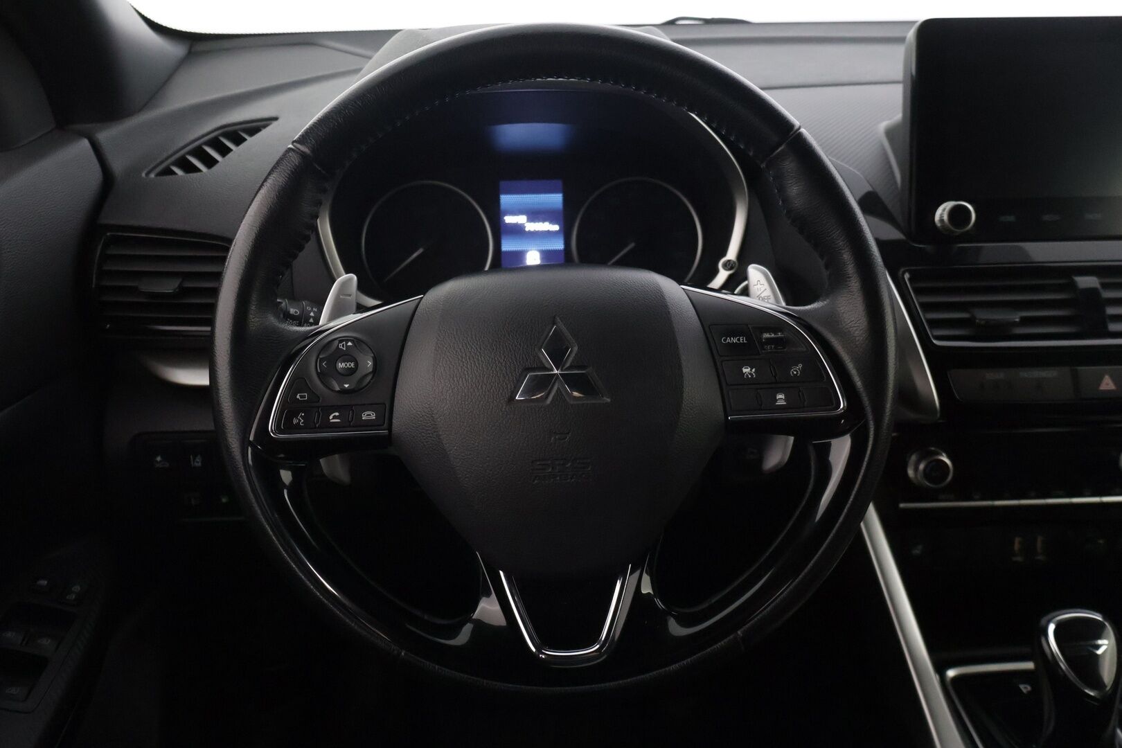 Mitsubishi ECLIPSE CROSS 2022 2.4 PHEV Intense 4WD - | 360 kamera | Vakkari | Puolnahka Sisusta | Kahdet renkaat + aluvanteet | 