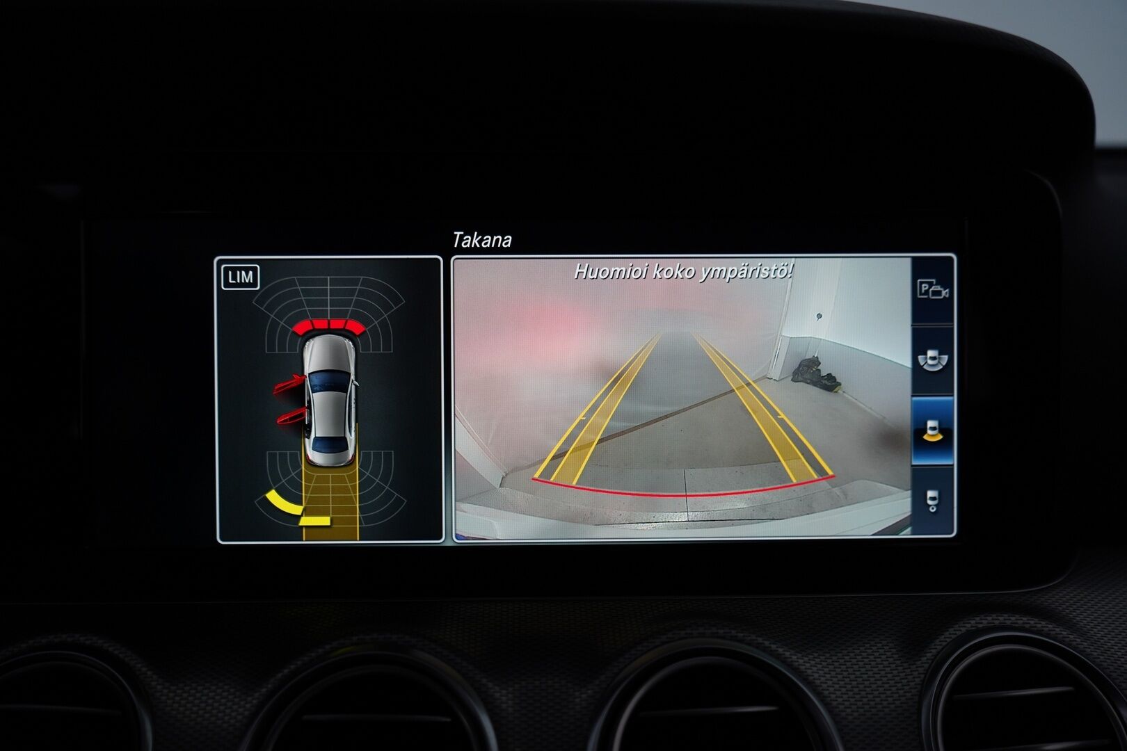 Mercedes-Benz E 2020 300 e A Business EQ Power *Koukku / Night-paketti / Kamera / Sport-penkit / Puolinahat / Comad-Navi* - Viimeisin huolto 01/2026 / Kahdet vanteet / Akku kuntotarkistettu / Night-paketti