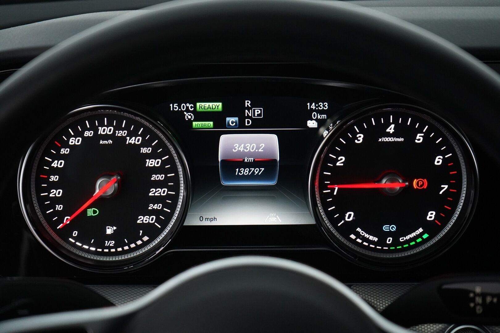 Mercedes-Benz E 2020 300 e A Business EQ Power *Koukku / Night-paketti / Kamera / Sport-penkit / Puolinahat / Comad-Navi* - Viimeisin huolto 01/2026 / Kahdet vanteet / Akku kuntotarkistettu / Night-paketti