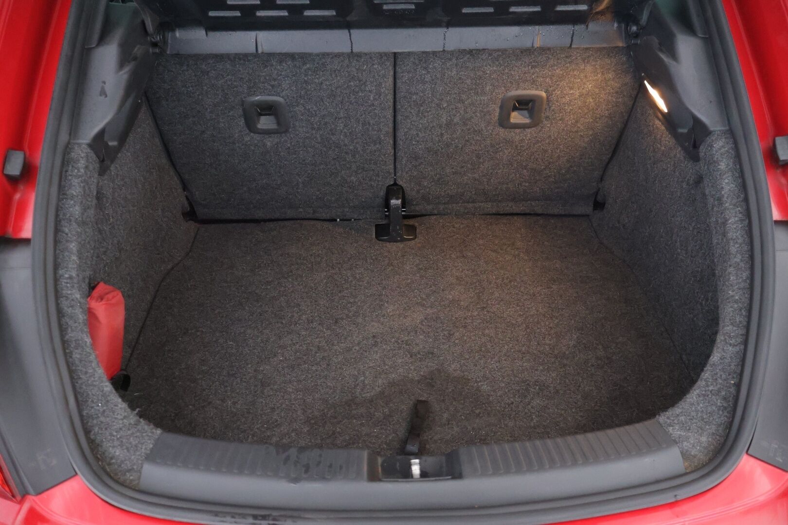 Volkswagen Beetle 2012 1.4 TSI 118kw Sport - 160 hv Beetle Sport | Panoraamakatto | Ilmastointi | Persoonallinen ja tehokas klassikko modernilla tekniikalla
