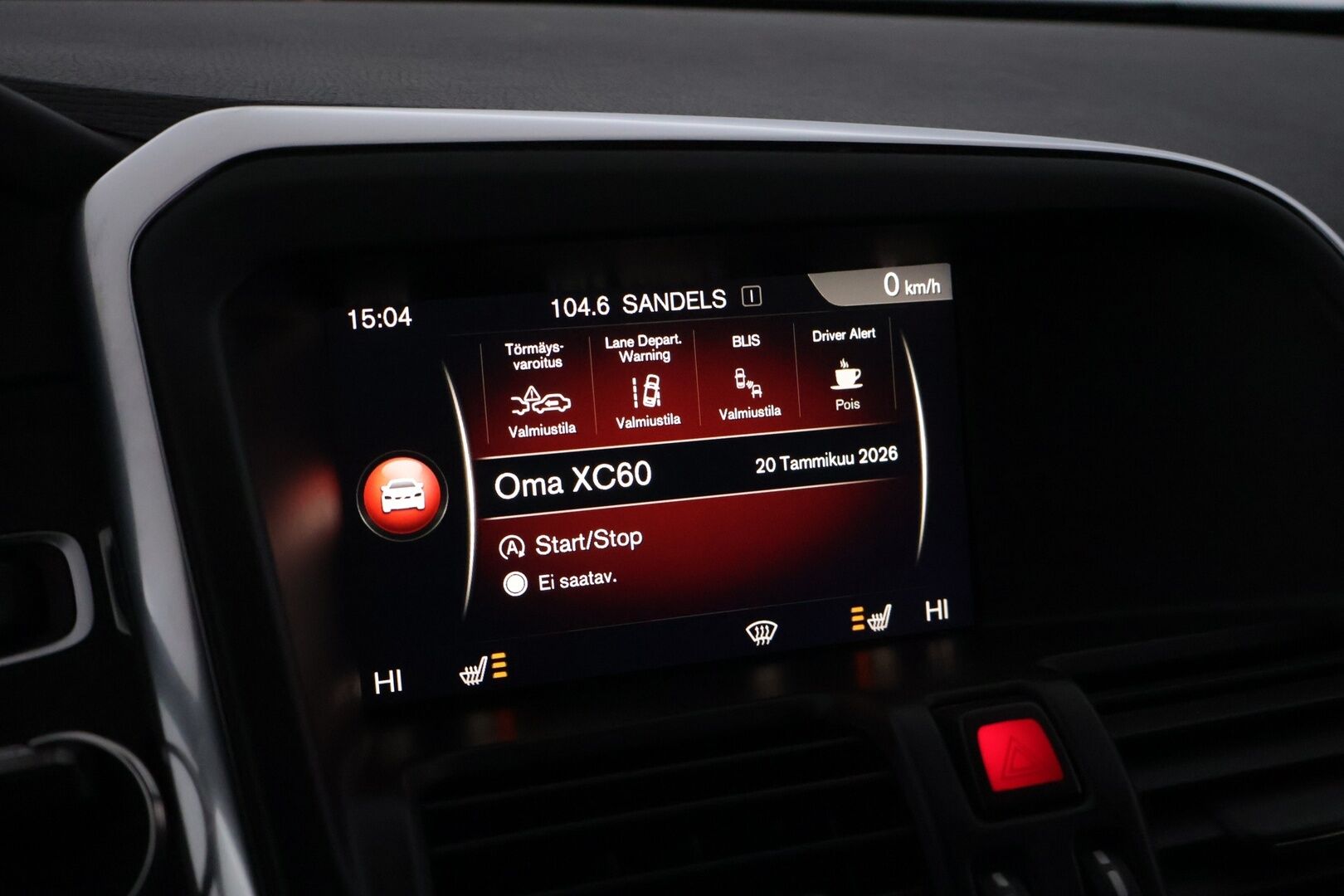 Volvo XC60 2017 D4 AWD Business Classic R-Design aut *ACC / VOC / Puolinat / BLIS / Koukku / Lämpöratti* - Merkkihuollettu / Upea väri! / Kahdet renkaat OEM vantein! 