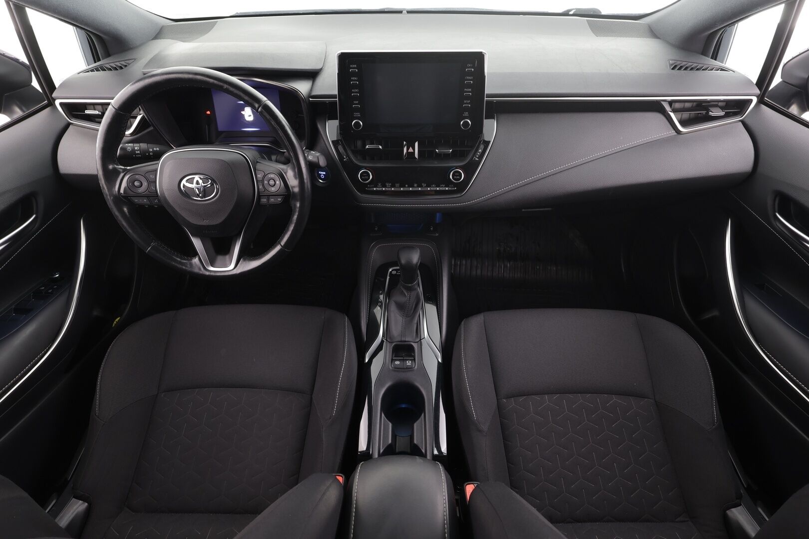 Toyota Corolla 2022 Touring Sports 1,8 Hybrid Active Business * Webasto / ACC / P.kamera / Koukku / Navi / LED / KeylessGo / Sähköluukku * - 1.Om Suomi-auto / Kahdet renkaat aluvanteilla