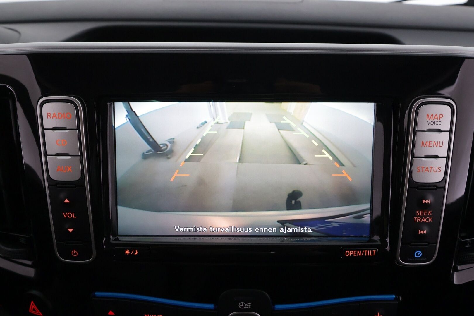 Nissan e-NV200 2018 Evalia 7-Paikkainen A/T 2.ZERO 40 kWh DSD Tailgate FI * Vakkari / P.kamera / Navi / Keyless / Koukku * - Juuri huollettu / Akku kuntotarkastettu! - HULLUT AVAJAISHULINAT KORKOTARJOUS 3,29 %