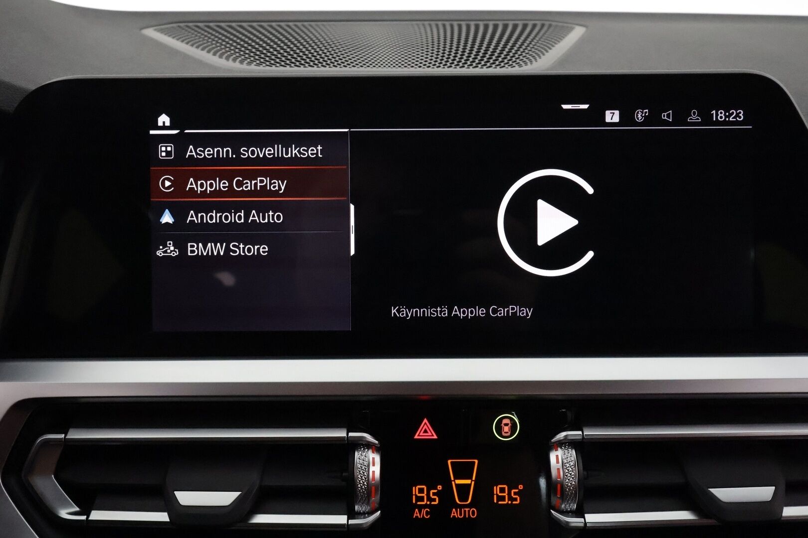 BMW 420 2022 G26 Gran Coupé 420d A xDrive **Punaiset nahat / Webasto / Hifi / P.kamera / Muistipenkki / Apple&Android** - 3,99 % KORKOTARJOUS TÄHÄN AUTOON - 1-om Suomi-auto / Kahdet renkaat