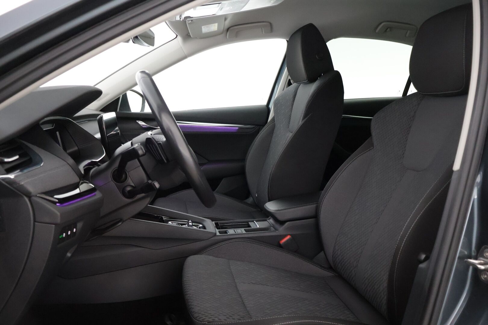 Skoda Octavia 2021 1,5 TSI Style eTEC aut. ** Kessy / ACC / Kamera / Navi / Smartlink ** - * Maltillisilla kilometreillä! / Siistikuntoinen auto kaksilla renkailla! *