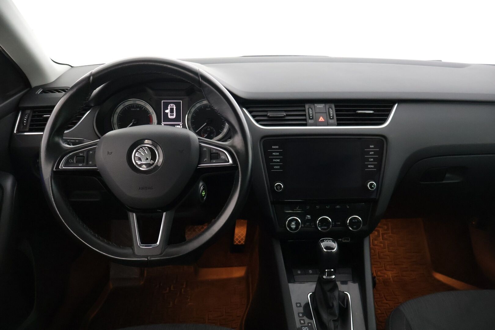 Skoda Octavia 2018 Combi 1,5 TSI Style DSG Autom ** Kessy / Lohkolämmitin / MirrorLink / Tutkat * - * Facelift kaksilla renkailla! / Asiallisesti huollettu! *