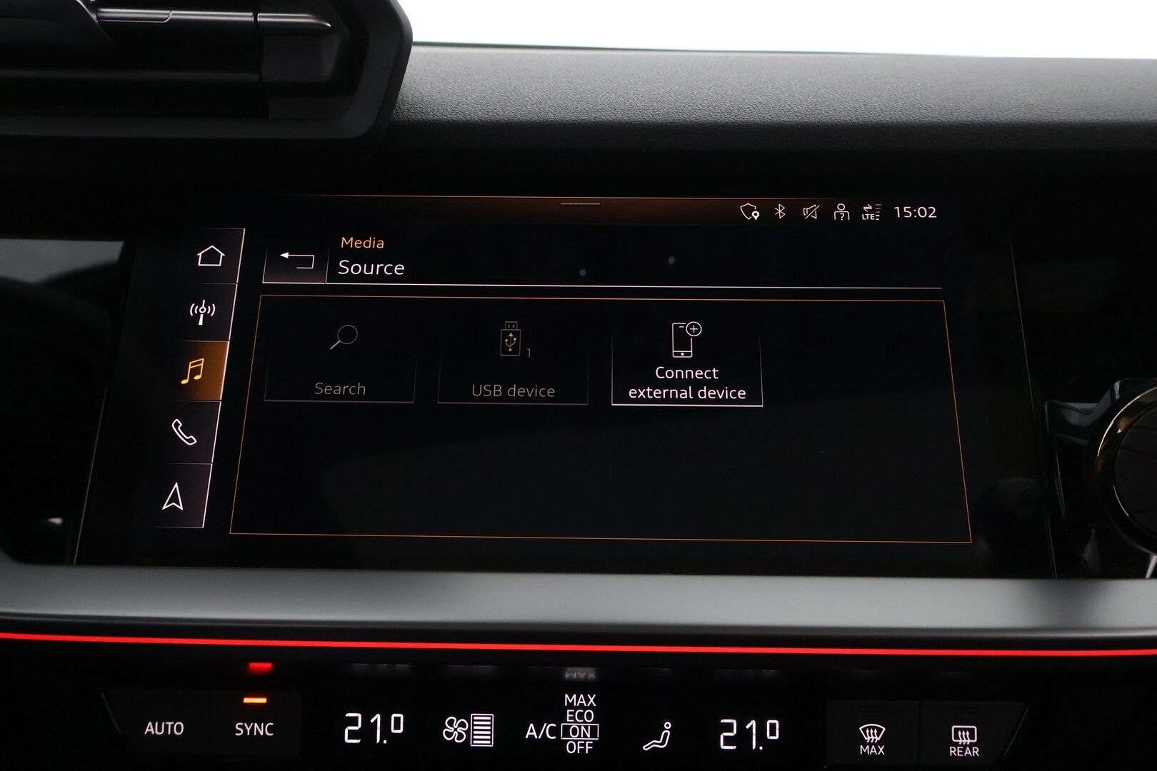 Audi RS 3 2022 Sedan TFSI quattro - 2,99 % KORKOTARJOUS TÄHÄN AUTOON - 31.5. ASTI! - Tehdastakuu / Bang & Olufsen / Adapt.Vakkari / Kattoluukku / Peruutuskamera / HUD / Matrix LED / Supervarusteet!