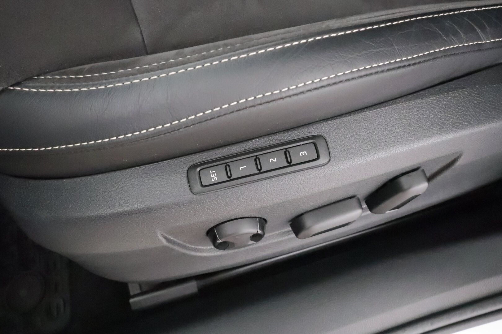 Skoda Superb 2022 Combi 1.4 TSI PHEV Style iV DSG Autom. - | ACC | Webasto | Muistipenkit | Canton | DCC | Nahka-alcantara | Matrix | 360° | Keyless | Lane Assist | Side Assist | Lämm. ratti | 1-om suomiauto |