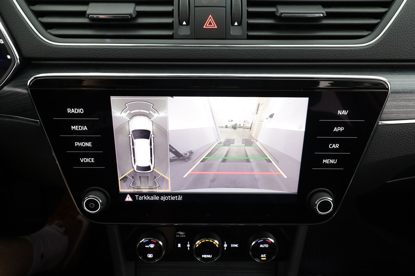 Skoda Superb 2022 Combi 1.4 TSI PHEV Style iV DSG Autom. - | ACC | Webasto | Muistipenkit | Canton | DCC | Nahka-alcantara | Matrix | 360° | Keyless | Lane Assist | Side Assist | Lämm. ratti | 1-om suomiauto |