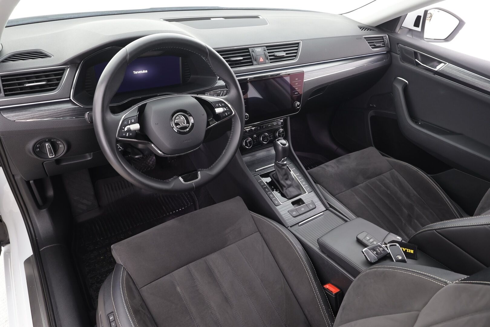 Skoda Superb 2022 Combi 1.4 TSI PHEV Style iV DSG Autom. - | ACC | Webasto | Muistipenkit | Canton | DCC | Nahka-alcantara | Matrix | 360° | Keyless | Lane Assist | Side Assist | Lämm. ratti | 1-om suomiauto |