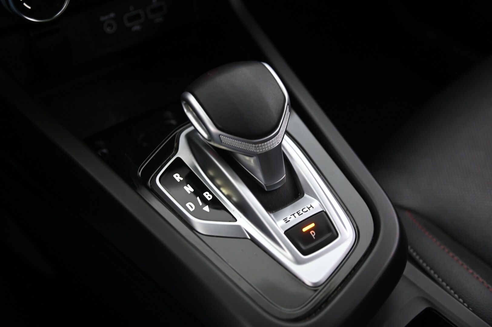 Renault Arkana 2022 E-TECH 145 Hybrid R.S. Line *2.Om. Suomi-Auto / P-Kamera / Tutkat / Nahka-alcantara / Ambient Light - *Juuri saapunut! / Merkkihuollettu RS-Line / Digimittaristo / ACC / Ratinlämmitys / Navi*