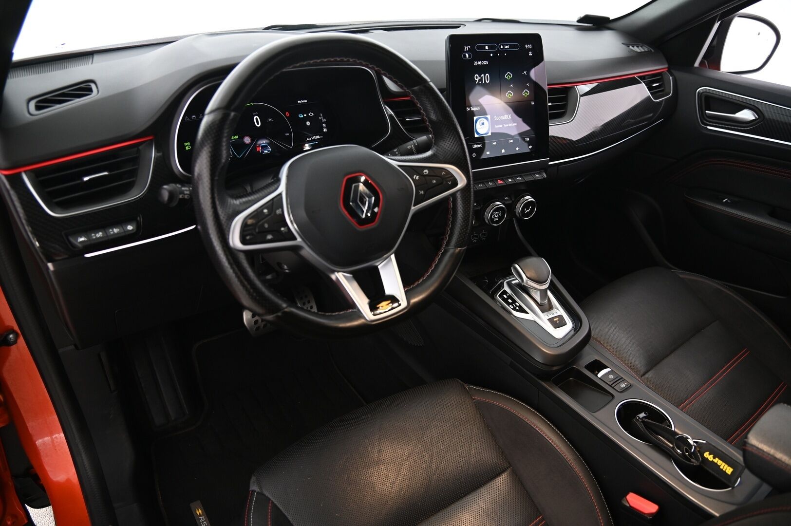 Renault Arkana 2022 E-TECH 145 Hybrid R.S. Line *2.Om. Suomi-Auto / P-Kamera / Tutkat / Nahka-alcantara / Ambient Light - *Juuri saapunut! / Merkkihuollettu RS-Line / Digimittaristo / ACC / Ratinlämmitys / Navi*