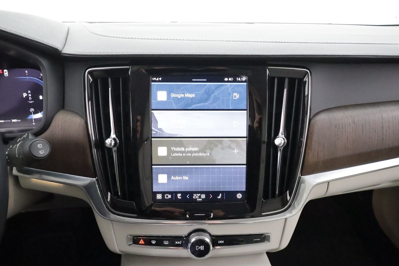 Volvo V90 2022 B4 MHEV Business Inscription aut * Webasto / ACC / Full-LED / P.Kamera / Vaaleat Sportnahat Muistilla / Navi / Keyless * - 1-om Suomi-auto / Kahdet renkaat aluvanteilla / Merkkihuollot - HULLUT AVAJAISHULINAT KORKOTARJOUS 3,29 %