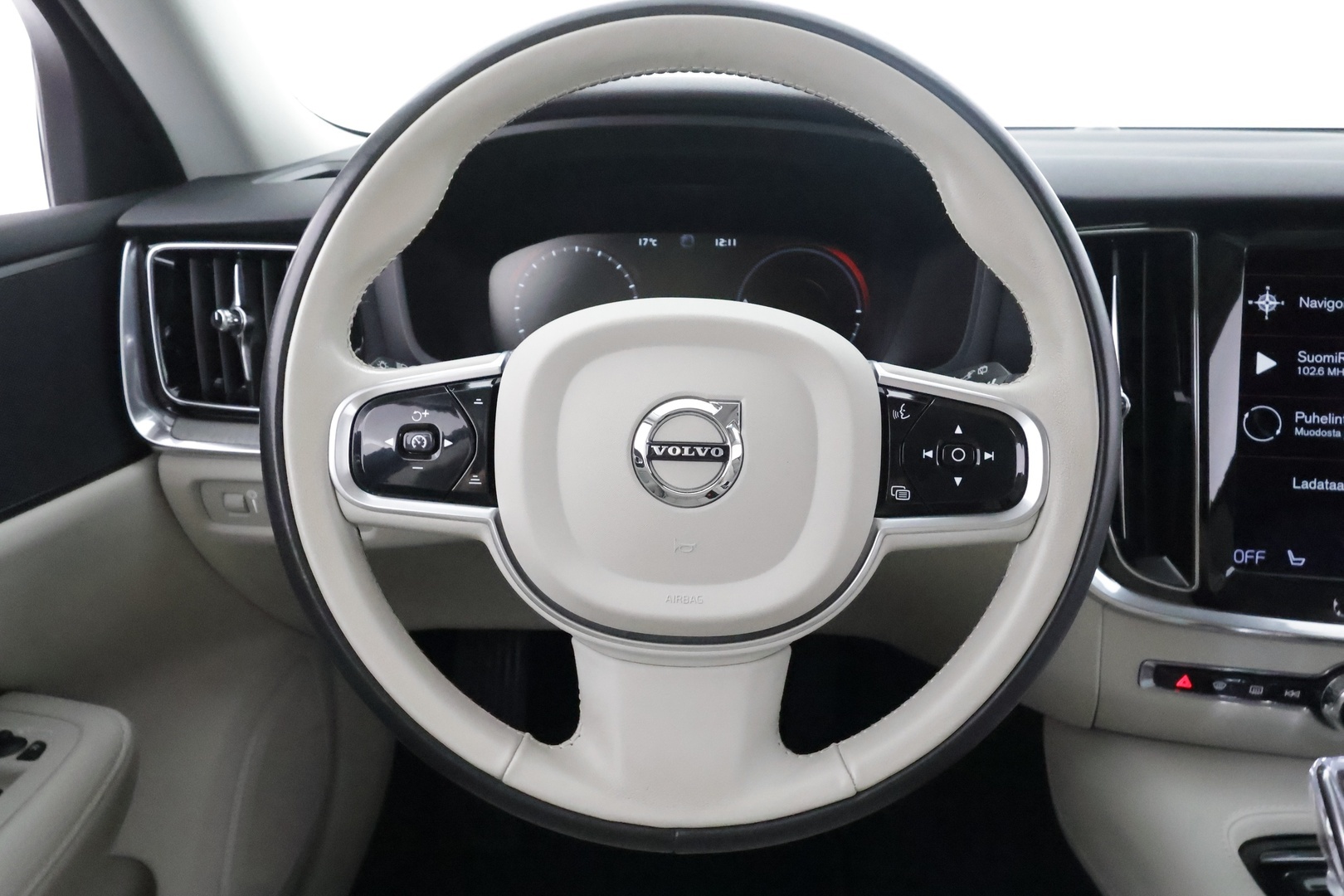 Volvo V60 2022 T8 AWD Long Range High Performance Inscription Edition aut - | ACC | Koukku | Pilot Assist | Muistipenkki | Facelift | Sporttinahat | Keyless | P.Kamera | Full-LED | Lämmitettävä ohjauspyörä | Digimittari | Kahdet renkaat | Suomi-auto | Merkkihuollot |