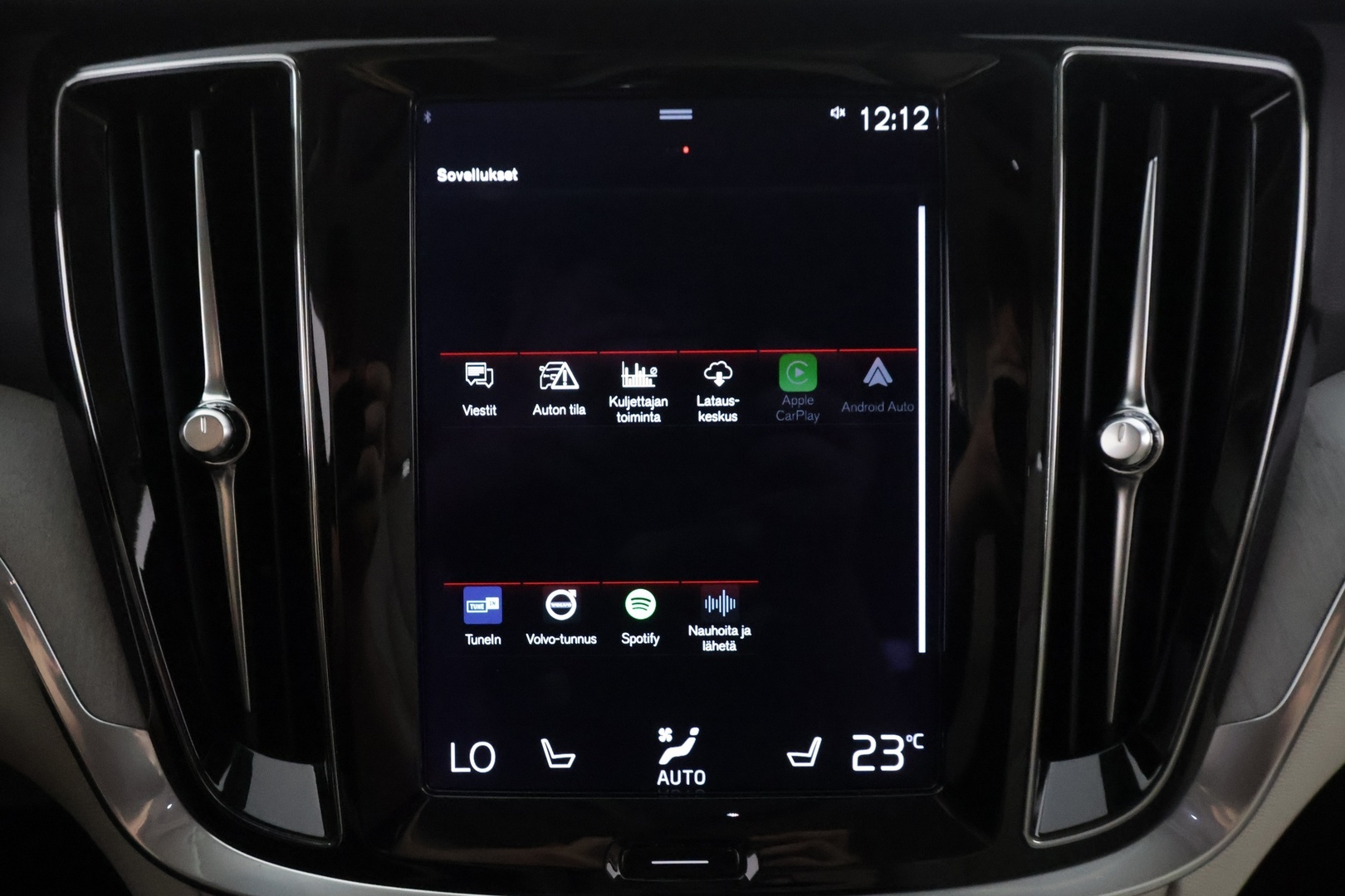 Volvo V60 2022 T8 AWD Long Range High Performance Inscription Edition aut - | ACC | Koukku | Pilot Assist | Muistipenkki | Facelift | Sporttinahat | Keyless | P.Kamera | Full-LED | Lämmitettävä ohjauspyörä | Digimittari | Kahdet renkaat | Suomi-auto | Merkkihuollot |