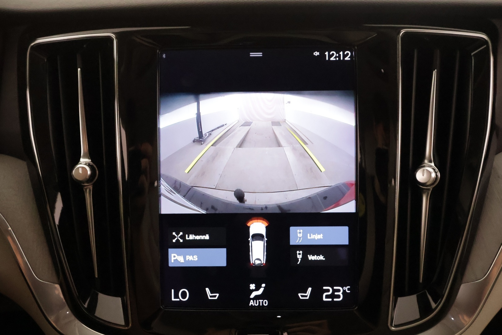Volvo V60 2022 T8 AWD Long Range High Performance Inscription Edition aut - | ACC | Koukku | Pilot Assist | Muistipenkki | Facelift | Sporttinahat | Keyless | P.Kamera | Full-LED | Lämmitettävä ohjauspyörä | Digimittari | Kahdet renkaat | Suomi-auto | Merkkihuollot |