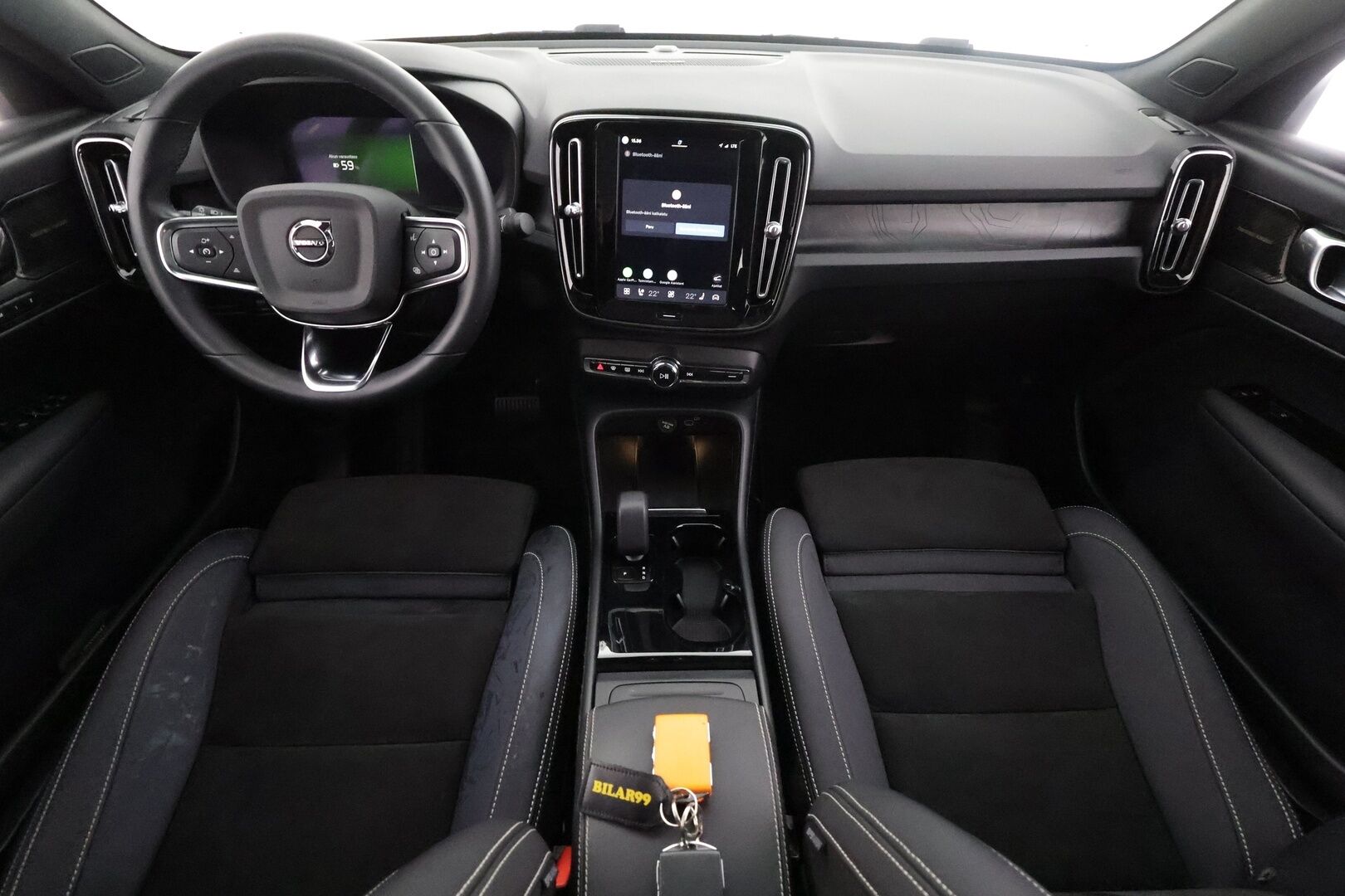 Volvo C40 2022 Recharge Twin Business Launch Edition aut - | ACC | ILP | Koukku | Pixel-LED | Harman/Kardon | Lasikatto | Muistipenkki | 360° | Sporttipenkit sähköllä | BLIS | Pilot Assist | 2x renkaat aluin |