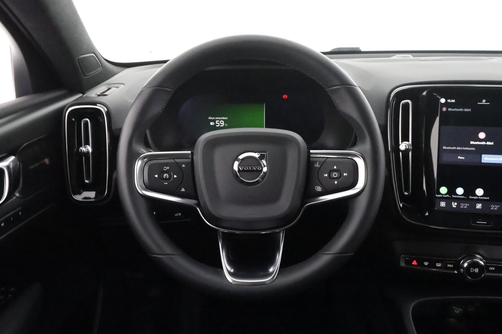 Volvo C40 2022 Recharge Twin Business Launch Edition aut - | ACC | ILP | Koukku | Pixel-LED | Harman/Kardon | Lasikatto | Muistipenkki | 360° | Sporttipenkit sähköllä | BLIS | Pilot Assist | 2x renkaat aluin |