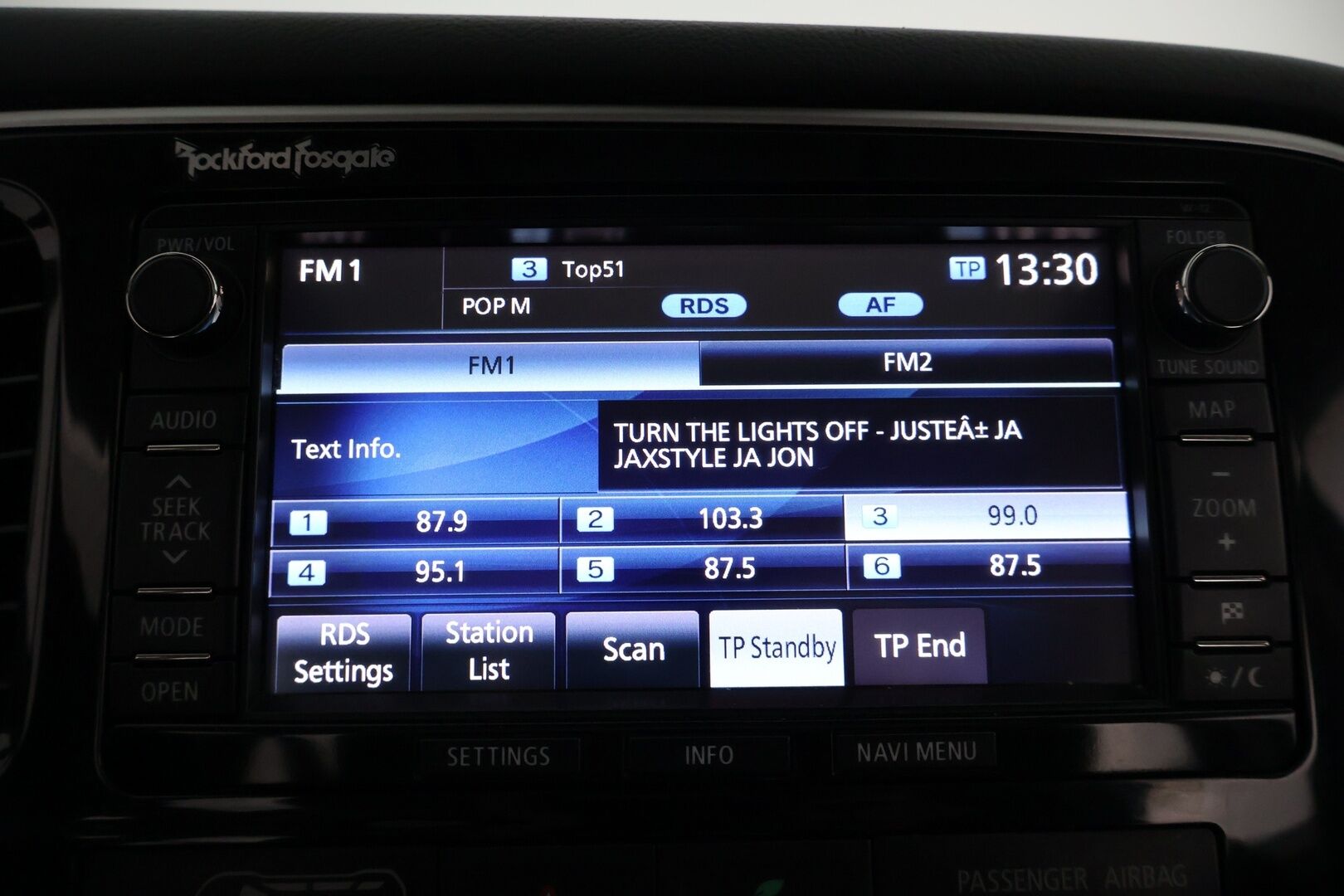MITSUBISHI OUTLANDER PHEV 2014 Instyle Navi 4WD 5P - - YritysOutlet - Myydään vain yrityksille