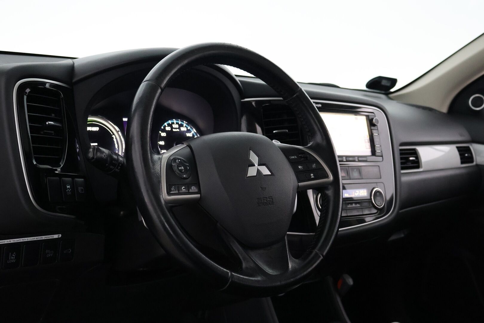 MITSUBISHI OUTLANDER PHEV 2014 Instyle Navi 4WD 5P - - YritysOutlet - Myydään vain yrityksille
