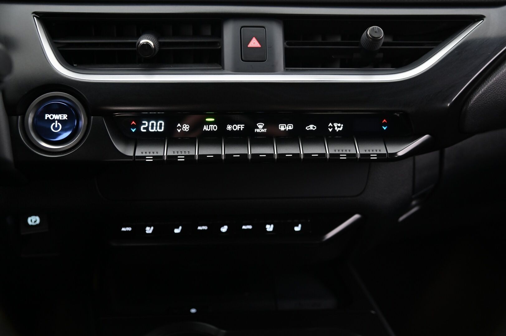 Lexus UX 2021 LEXUS UX300E *Tuuletetut istuimet / ACC / P-kamera* - *Siisti / Juuri saapunut / 2x renkaat*