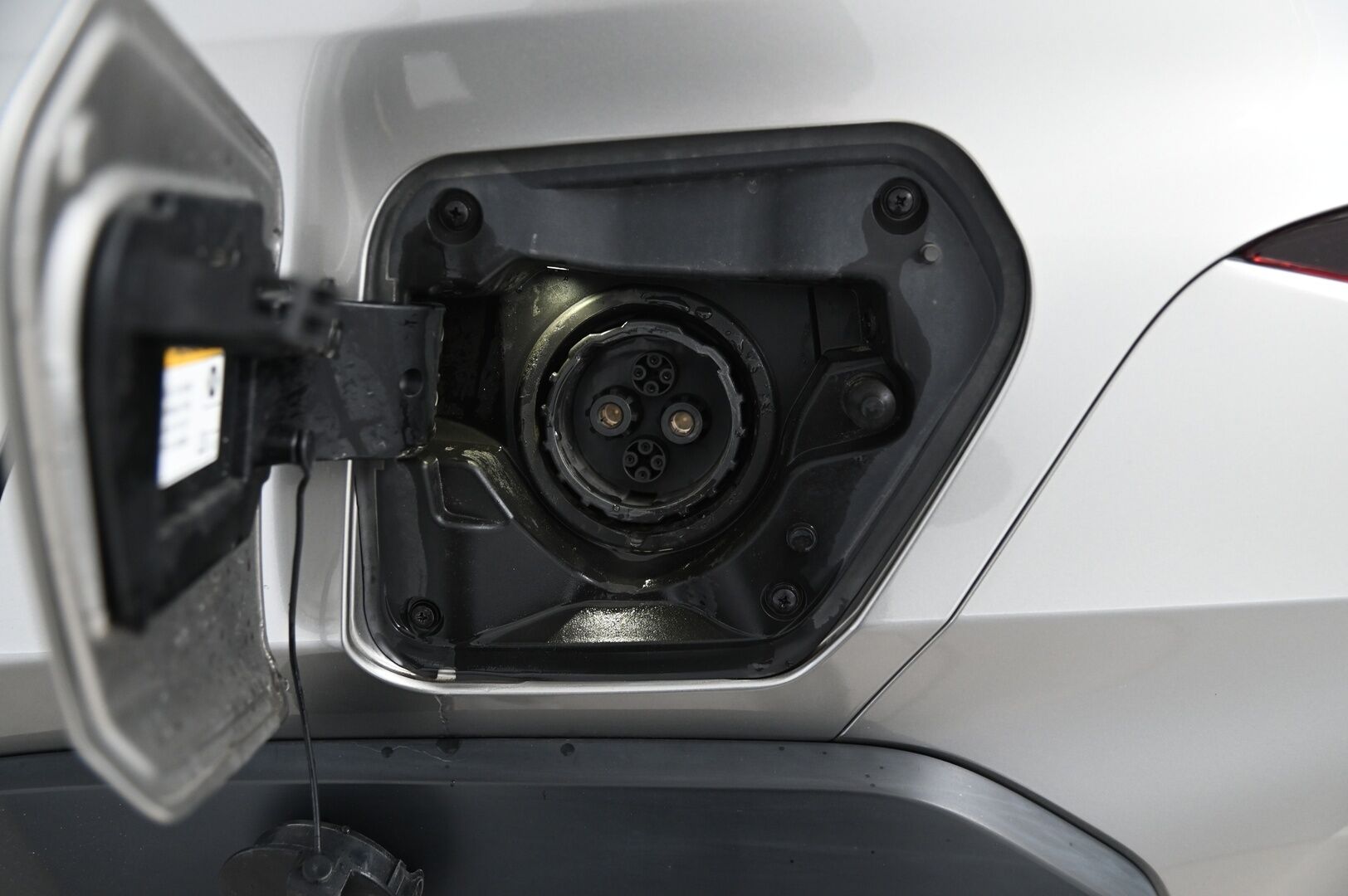 Lexus UX 2021 LEXUS UX300E *Tuuletetut istuimet / ACC / P-kamera* - *Siisti / Juuri saapunut / 2x renkaat*