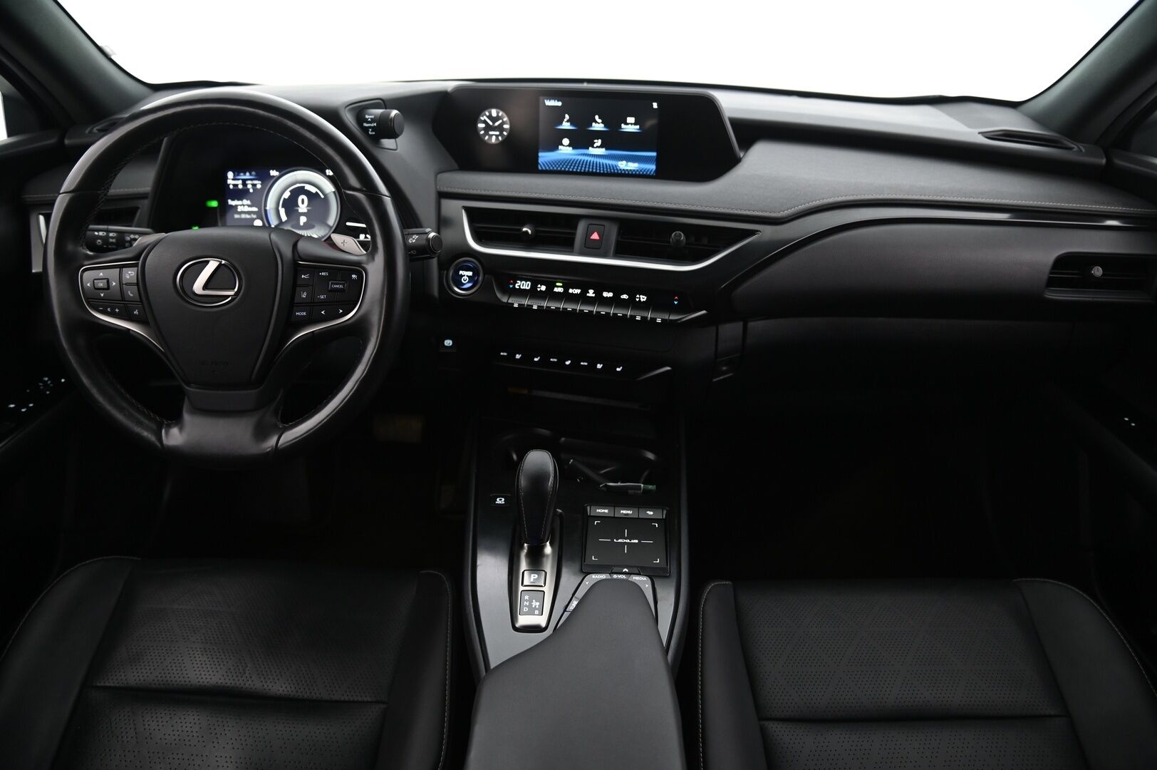 Lexus UX 2021 LEXUS UX300E *Tuuletetut istuimet / ACC / P-kamera* - *Siisti / Juuri saapunut / 2x renkaat*
