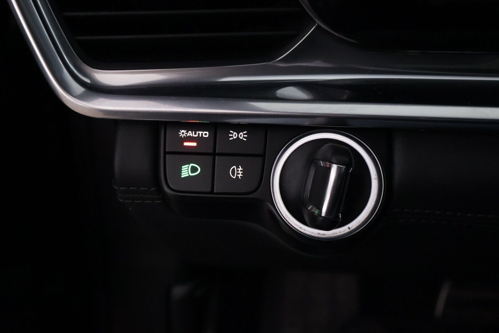 Porsche Panamera 2022 4 E-Hybrid * Sport Design / Sport Chrono plus / 14-suunt.penkit / Bose / 360-kamera / Panorama / Ilma-alusta* - Kahdet huippurenkaat vanteilla / Ratinlämmitin / Facelift - HULLU BLACKWEEK KORKOTARJOUS 2,49%