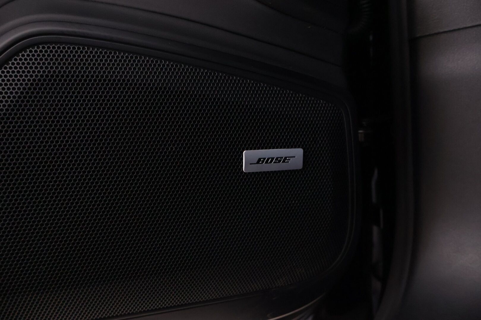 Porsche Panamera 2022 4 E-Hybrid * Sport Design / Sport Chrono plus / 14-suunt.penkit / Bose / 360-kamera / Panorama / Ilma-alusta* - Kahdet huippurenkaat vanteilla / Ratinlämmitin / Facelift - HULLU BLACKWEEK KORKOTARJOUS 2,49%