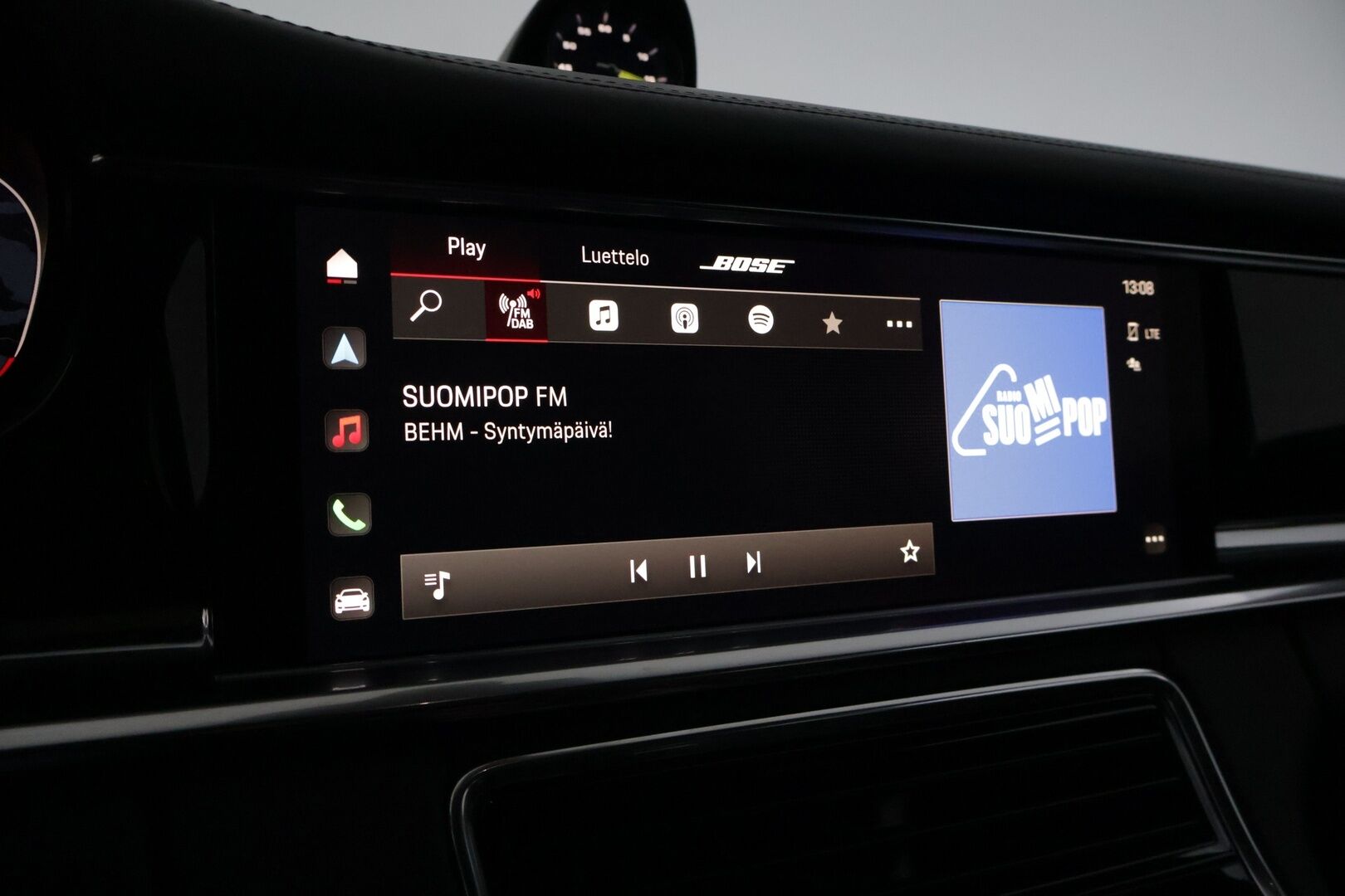 Porsche Panamera 2022 4 E-Hybrid * Sport Design / Sport Chrono plus / 14-suunt.penkit / Bose / 360-kamera / Panorama / Ilma-alusta* - Kahdet huippurenkaat vanteilla / Ratinlämmitin / Facelift - HULLU BLACKWEEK KORKOTARJOUS 2,49%