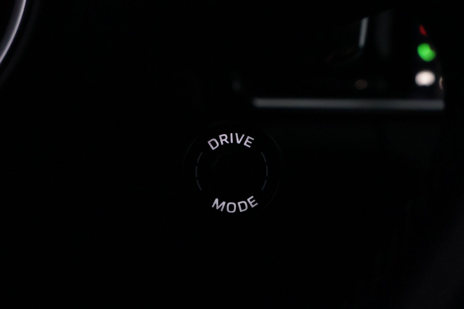 Porsche Panamera 2022 4 E-Hybrid * Sport Design / Sport Chrono plus / 14-suunt.penkit / Bose / 360-kamera / Panorama / Ilma-alusta* - Kahdet huippurenkaat vanteilla / Ratinlämmitin / Facelift - HULLU BLACKWEEK KORKOTARJOUS 2,49%