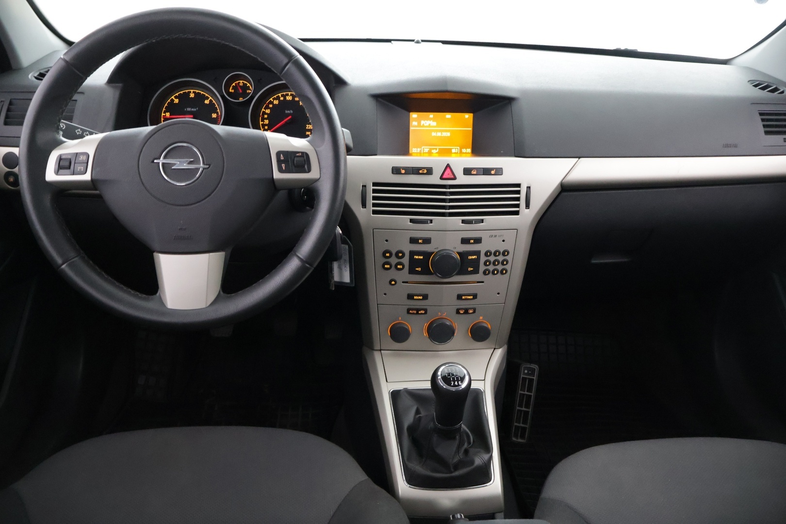 Opel Astra 2008 Sedan Enjoy Comfort Edition 1,3 CDTI DTH 66kW/90hv M6 - 2.OM Suomi-auto | Automaattiinen ilmastointi | Vakionopeuden säädin| Penkinlämmittimet | 2x aluvanteet | 2x avaimet | Automaattiinen ilmastointi | Pienet kilometrit