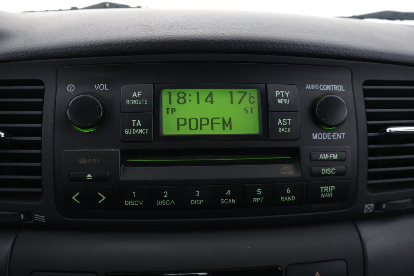 Toyota Corolla 2004 5D STW 2.0 D4D - YritysOutlet - Myydään vain yrityksille - *Suomi-auto / Lohkolämmitin / Ilmastointi*