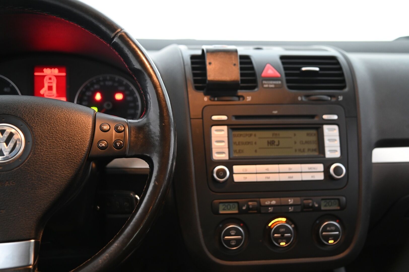 Volkswagen Jetta 2008 Sportline 2,0 TDI 103 kW DSG-aut *Myydään Huutokaupat.com*