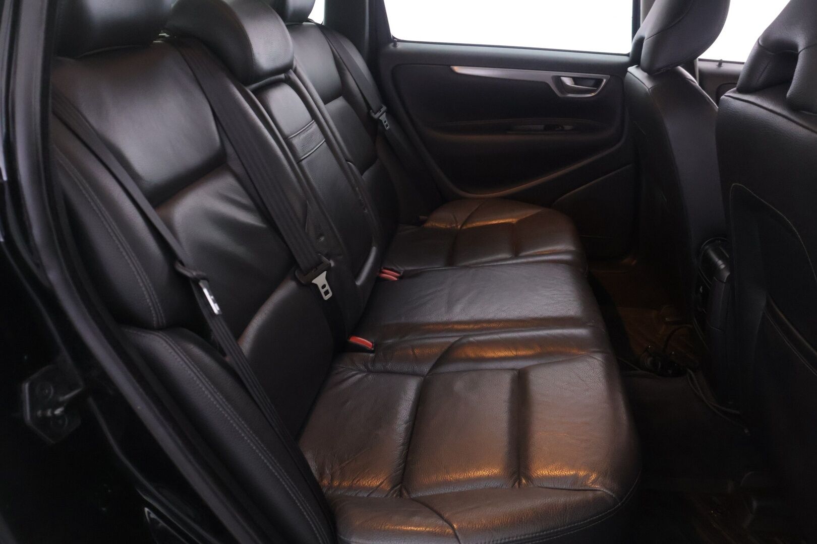 Volvo V70 2007 5D V70 STW 2.4 AUTOMATIC-SW6549/276 - *Myydään Huutokaupat.com* - KORKO VAIN 3,99 %