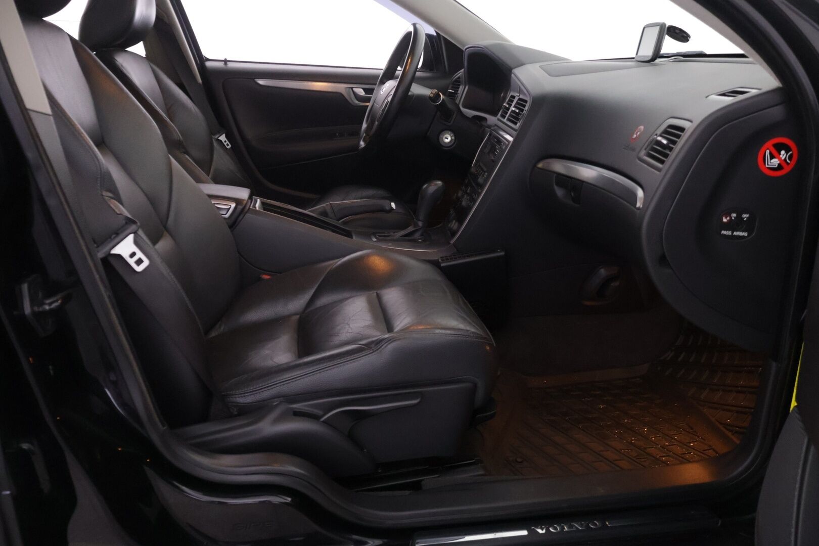 Volvo V70 2007 5D V70 STW 2.4 AUTOMATIC-SW6549/276 - *Myydään Huutokaupat.com* - KORKO VAIN 3,99 %