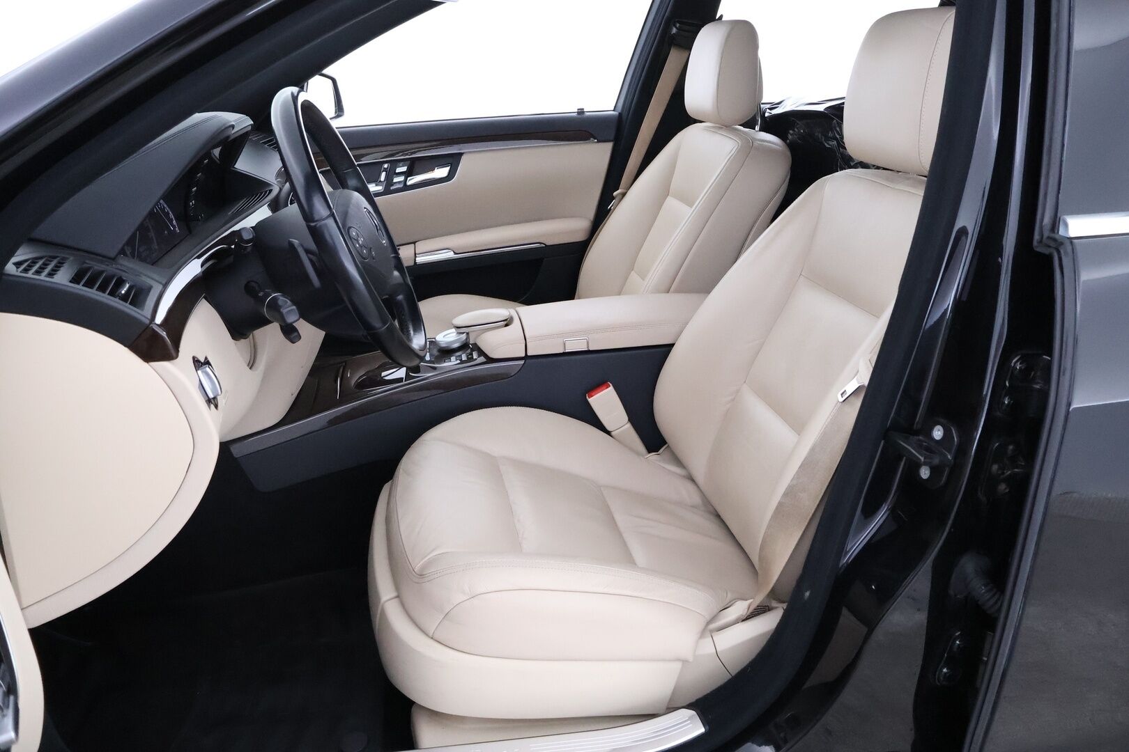 Mercedes-Benz S 2010 450 4Matic *MYYDÄÄN HUUTOKAUPAT.COM*