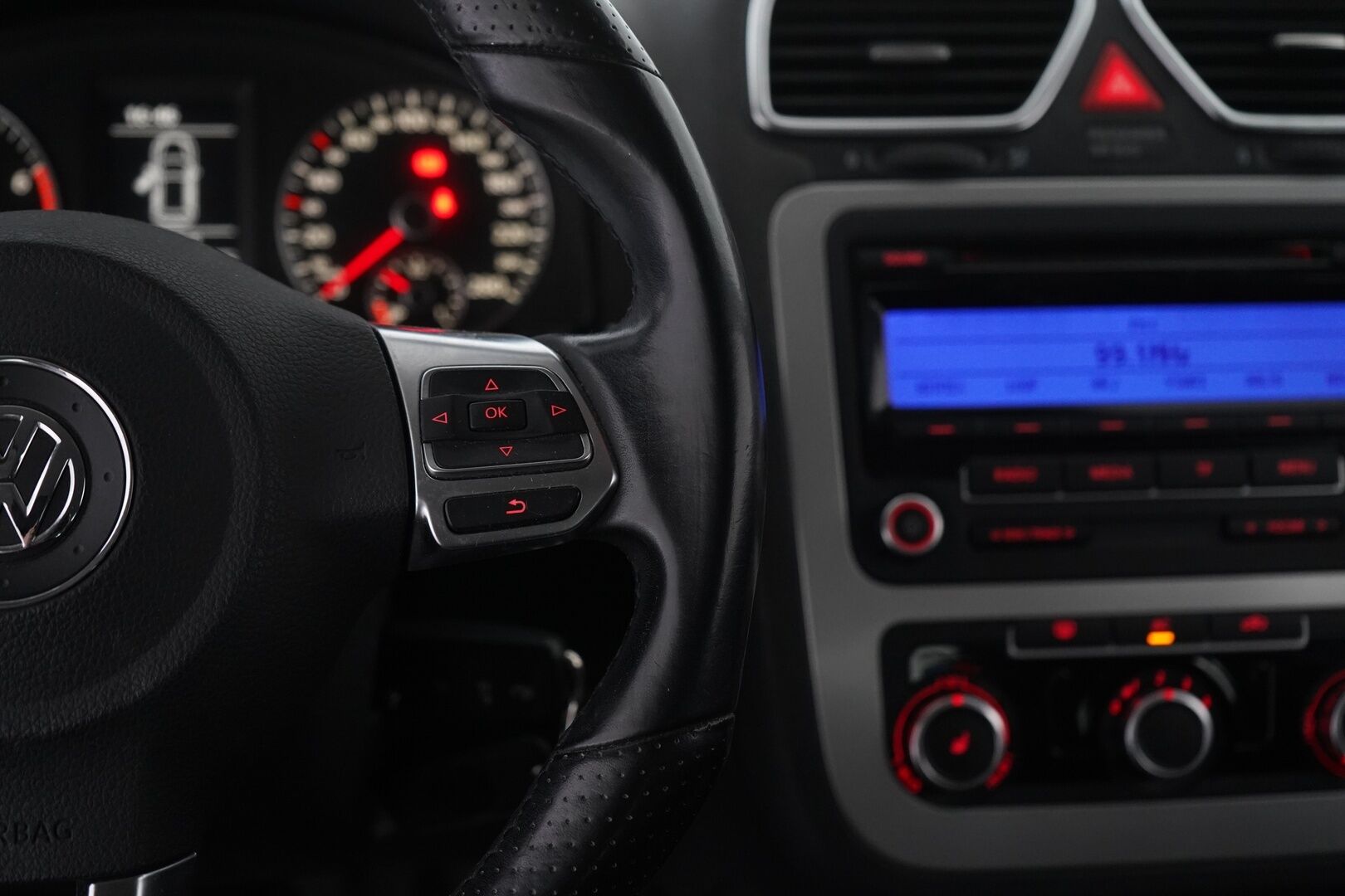 Volkswagen Scirocco 2010 1,4 TSI 90 kW (122 hv) *Myydään huutokaupat.com sivulla!*