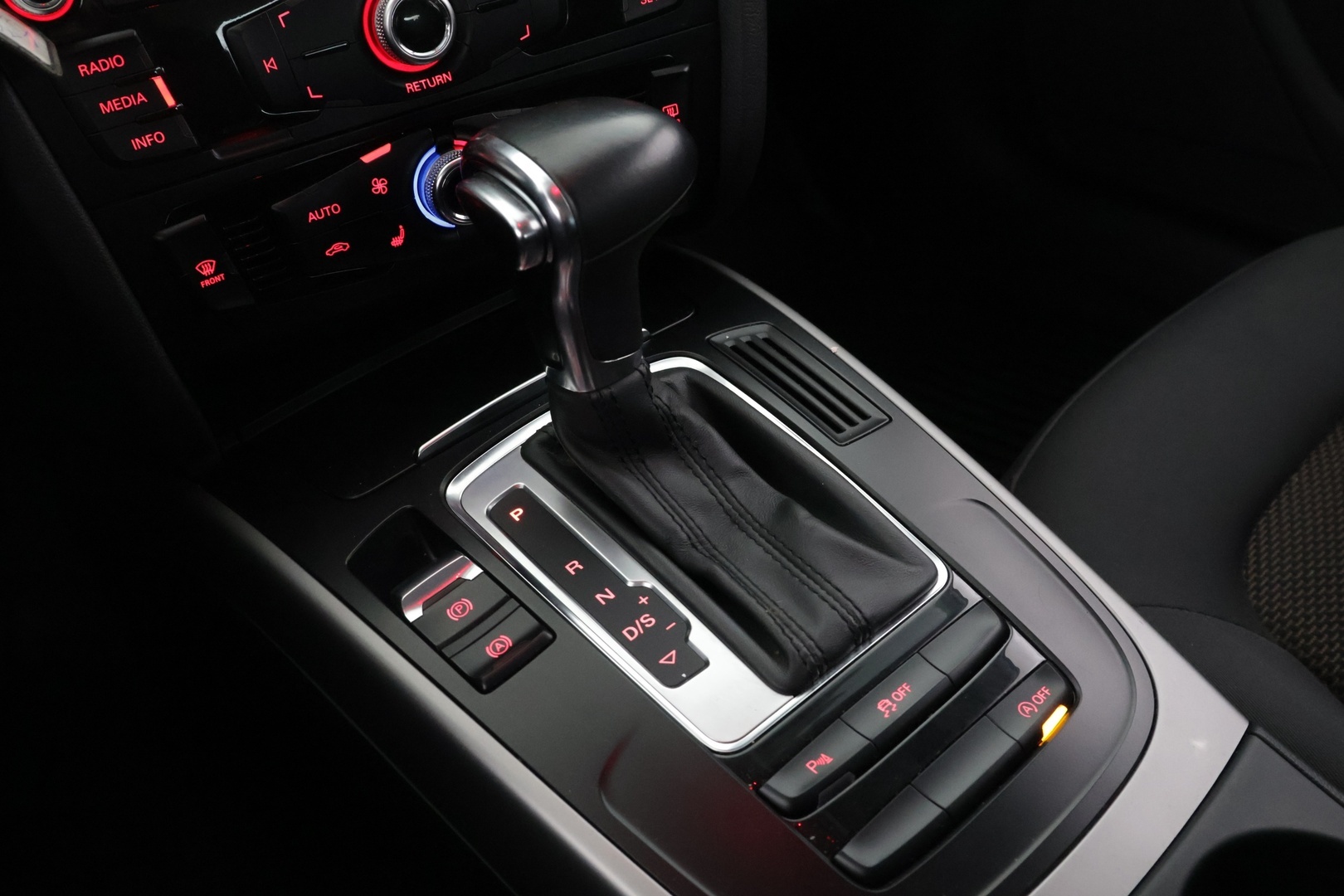 Audi A4 allroad quattro 2012 Business 2,0 TDI 130kW quattro S tronic - *MYYDÄÄN HUUTOKAUPAT.COM*