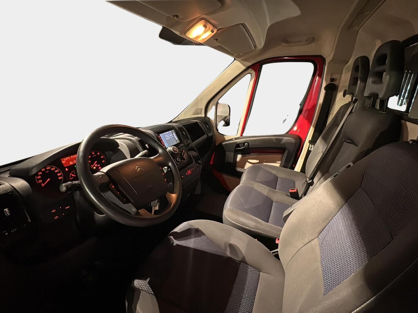 Citroen Jumper 2012 HDi 110 33 L2H1  *Monitoimiohjauspyörä / Webasto / Lohko / Koukku / Carplay / 2x renkaat* - Juuri saapunut / 2x renkaat / Ilmainen kotiintoimitus