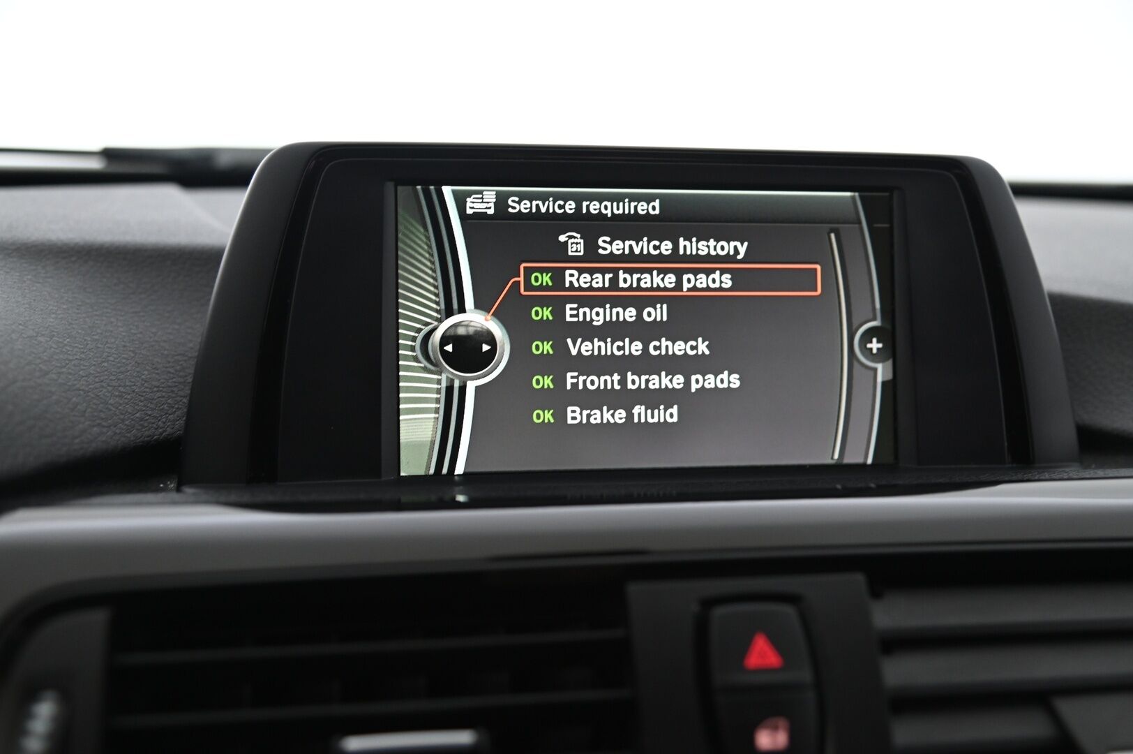 BMW 318 2013 d F30 SportLine *YritysOutlet - Myydään vain yrityksille* Ketju vaihdettu! / Sporttipenkit / Lohko / Xenon* - *YritysOutlet - Myydään vain yrityksille*