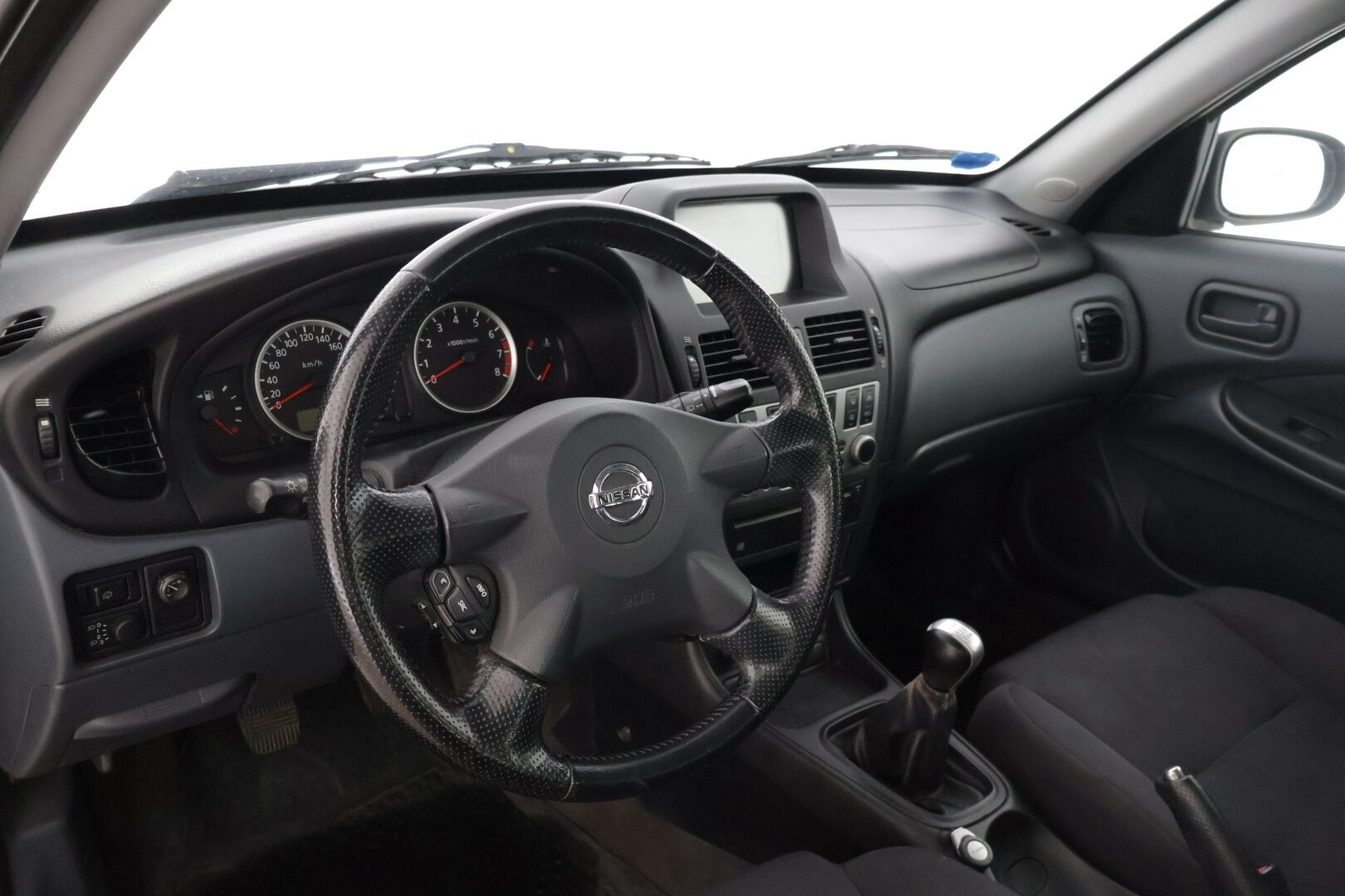 Nissan Almera 2005 4D ALMERA HATCHBACK 1.5 * YritysOutlet - Myydään vain yrityksille * - YritysOutlet - Myydään vain yrityksille