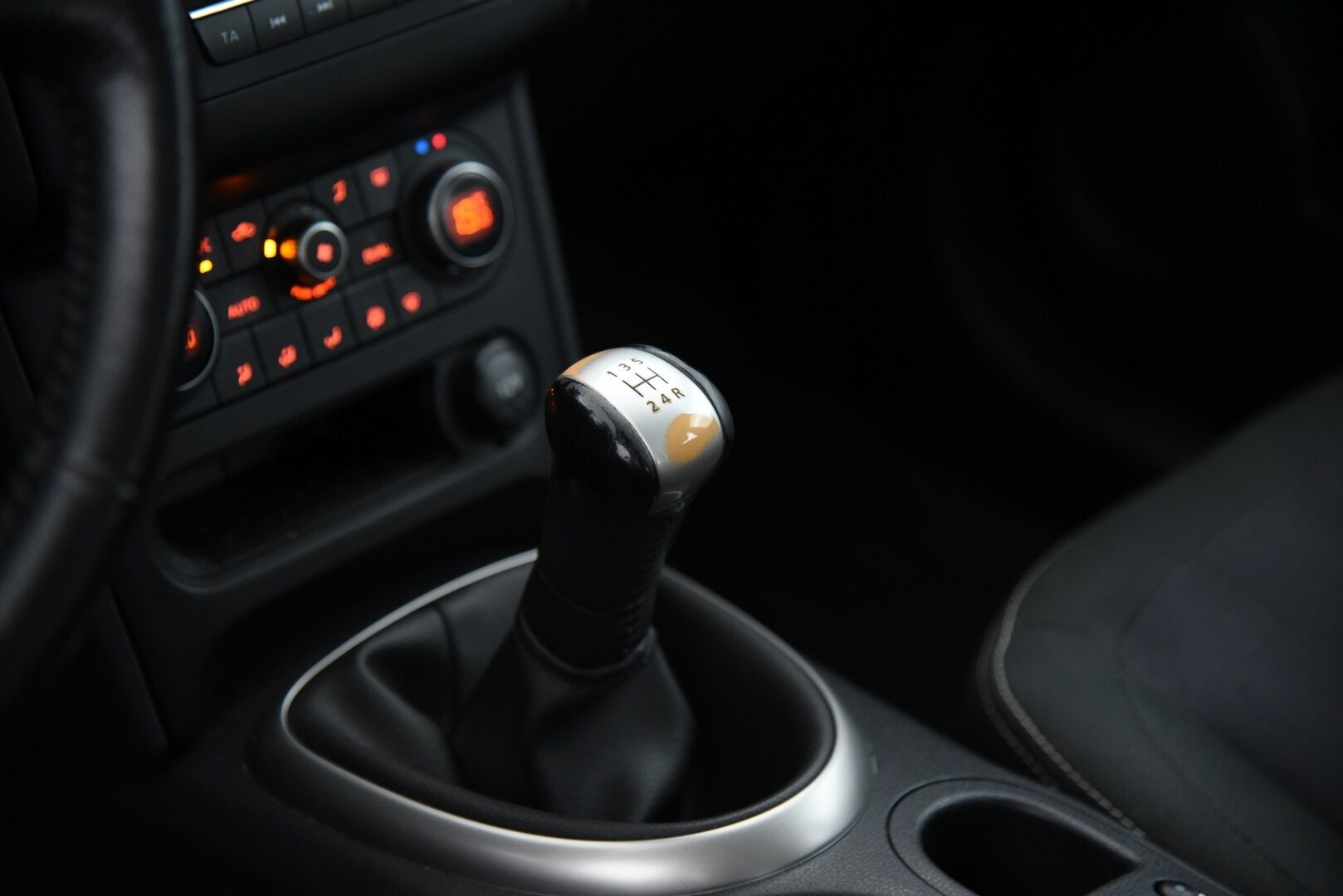 Nissan Qashqai 2012 1,6L Stop / Start System Acenta 2WD 5M/T MY11 - Myydään Huutokaupat.com:issa!