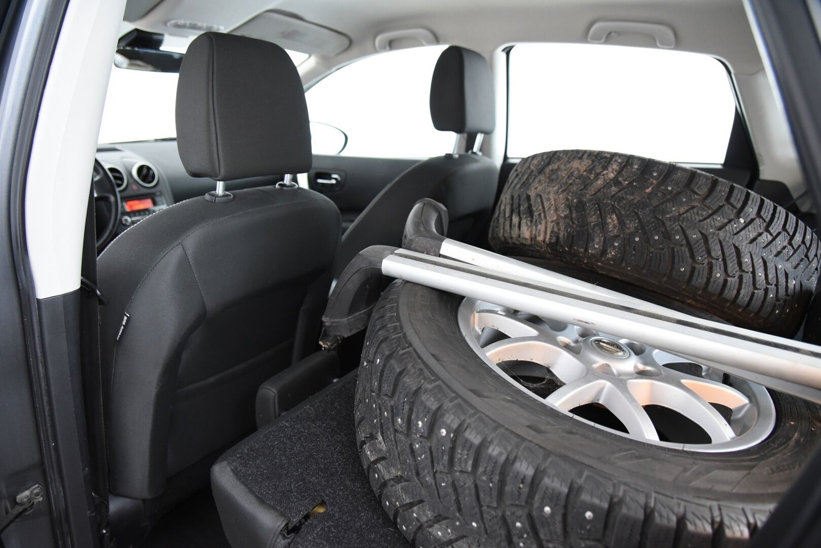Nissan Qashqai 2012 1,6L Stop / Start System Acenta 2WD 5M/T MY11 - Myydään Huutokaupat.com:issa!